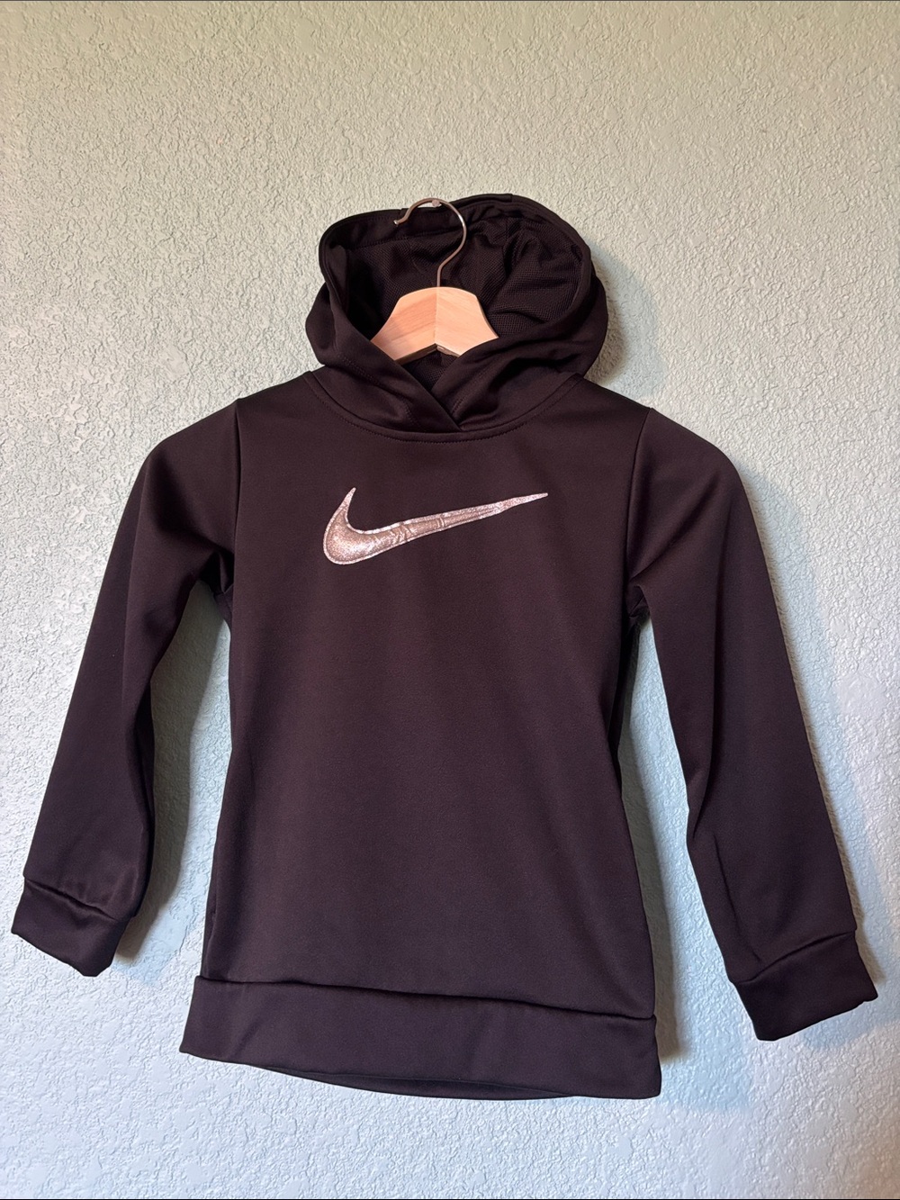 Nike Girls Black Dri-Fit Hoodie Sweatshirt with Metallic Swoosh Size M/6 Good